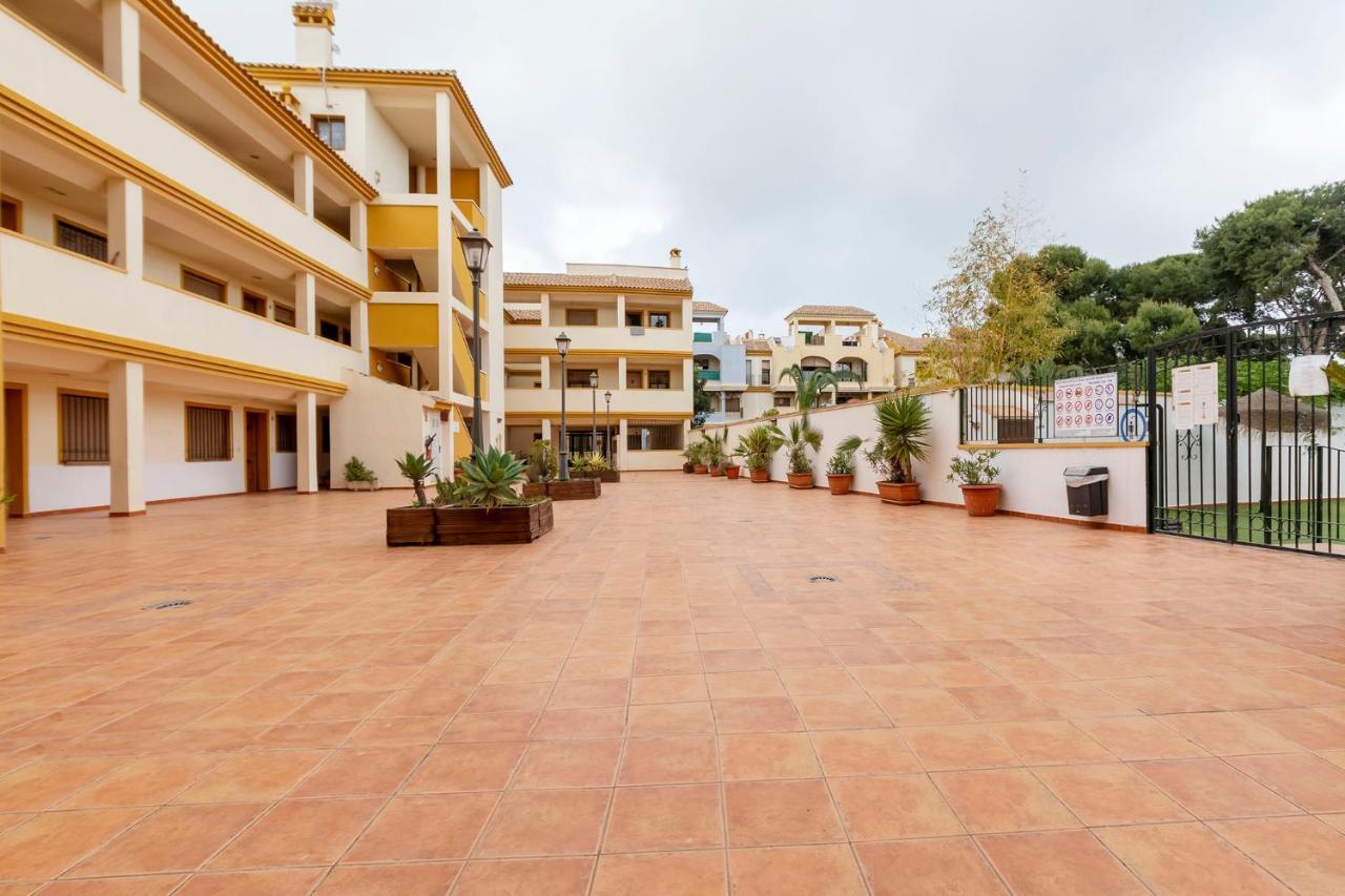 Atico Con Terraza-Solarium Y Piscina 4-6 Personas Wifi A/C Appartement Roda Buitenkant foto
